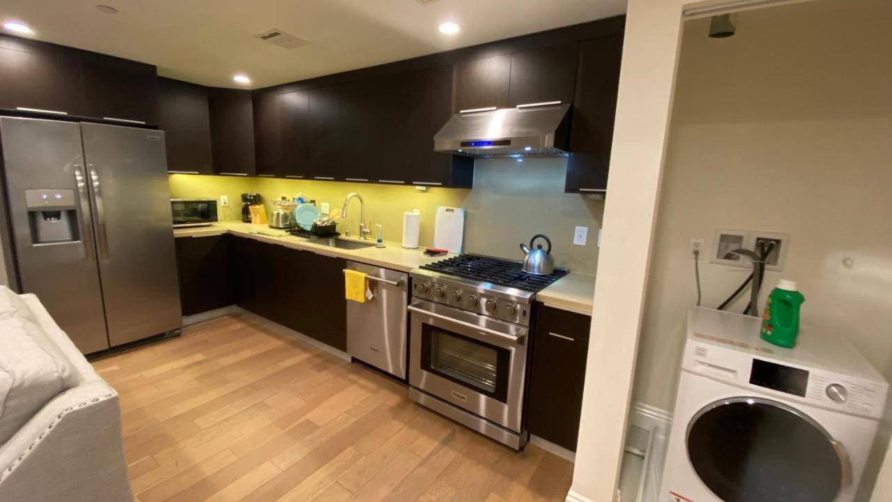 Gorgeous Apt With Parking In Ktown La Los Angeles Eksteriør billede