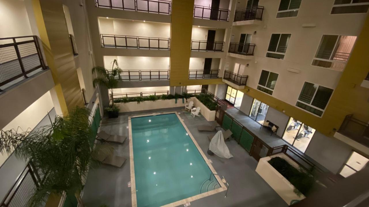 Gorgeous Apt With Parking In Ktown La Los Angeles Eksteriør billede