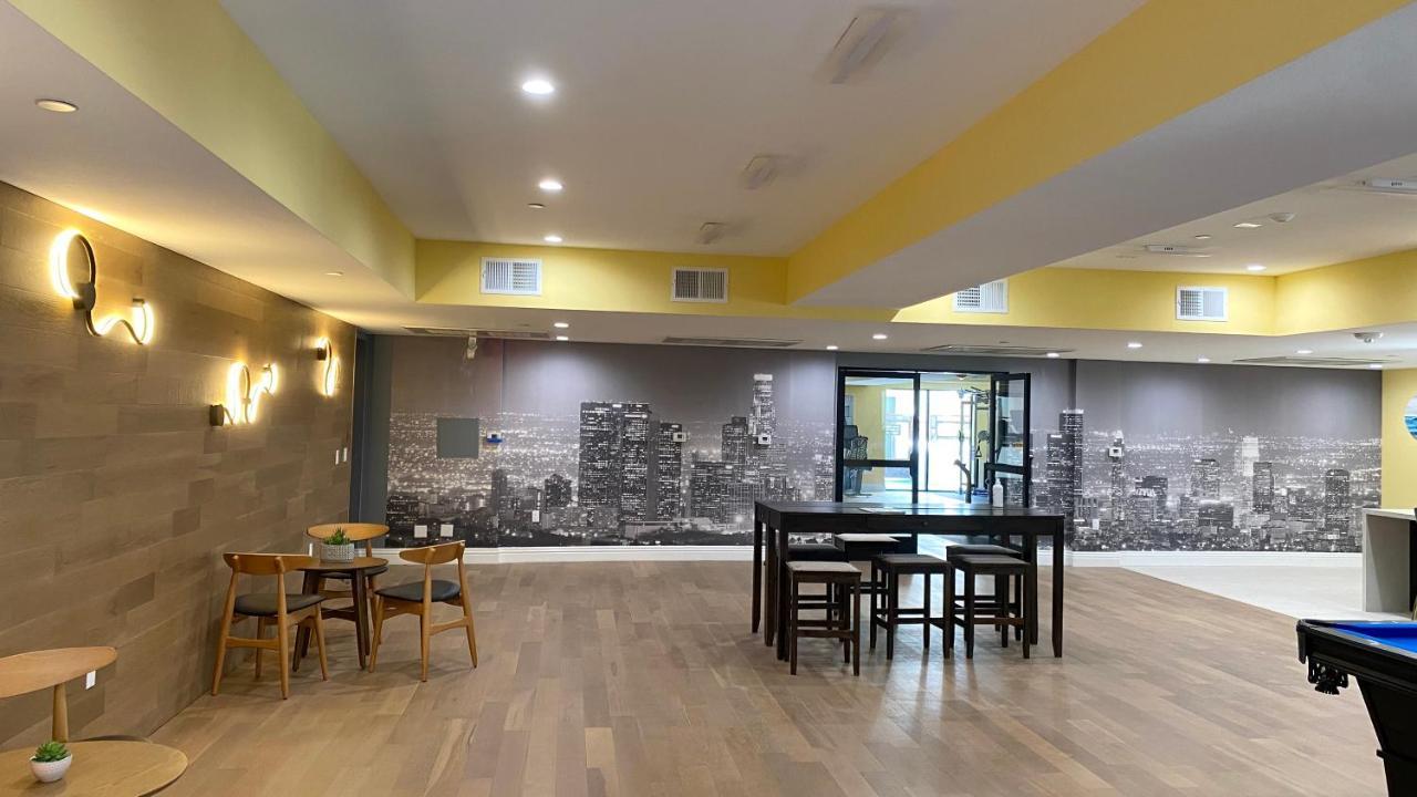 Gorgeous Apt With Parking In Ktown La Los Angeles Eksteriør billede