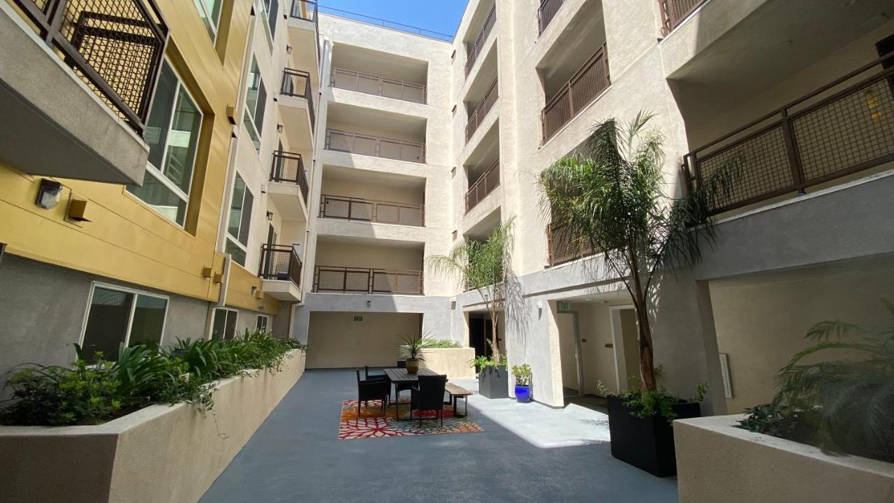 Gorgeous Apt With Parking In Ktown La Los Angeles Eksteriør billede